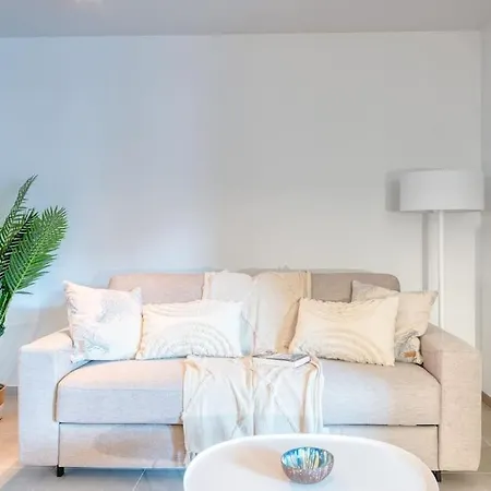 Cozy 4-guest In 아파트